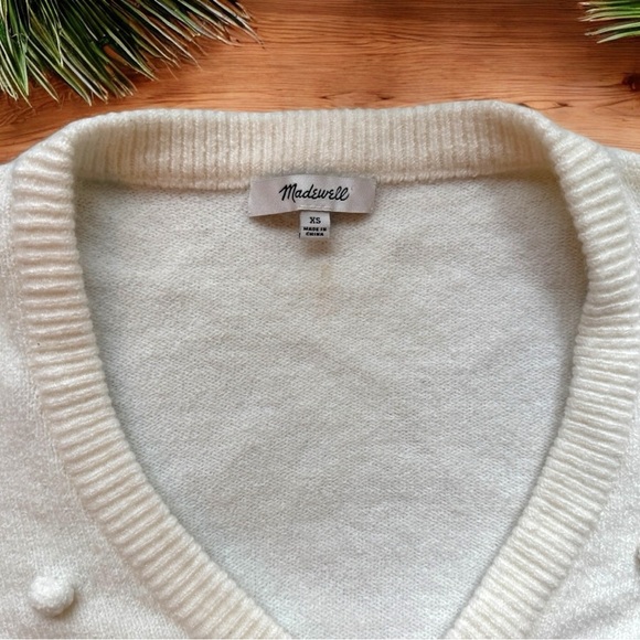 MADEWELL Bobble Dashwood V-Neck Sweater in Coziest Yarn - XS - Vanilla Girl Core - Picture 13 of 17